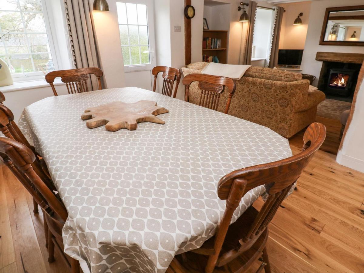 סנט אוסטל Oaktree Cottage מראה חיצוני תמונה
